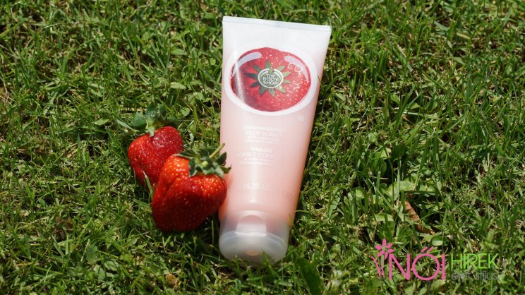 Szerkesztőségünk kedvence lett a hűsítő epres testsorbet!