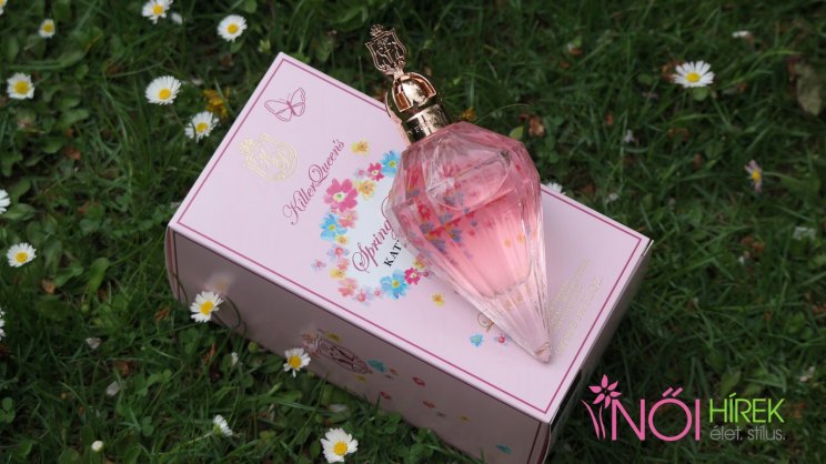 Csodás üvegcsében Katy Perry illata.
