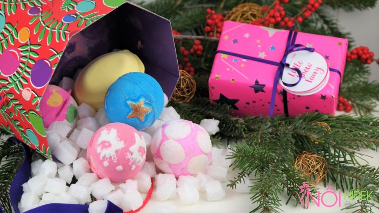 Christmas Bathtime Favourites (16290 Ft) és Little Snow Fairy(4590 Ft)