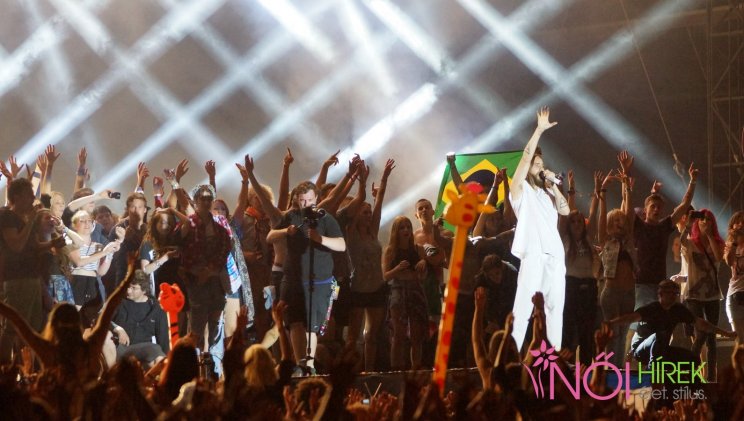 Jared Leto együtt bulizott a fesztiválozókkal!