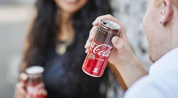 Érkezik a kávés Coca-Cola
