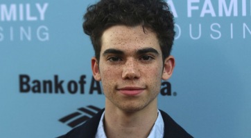 20 évesen halt meg a Disney-sztár, Cameron Boyce