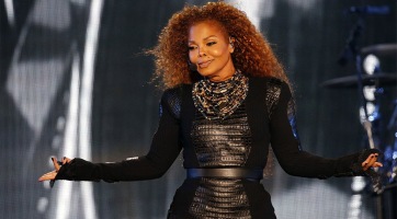 50 éves lett Janet Jackson