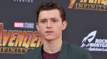 A kopasz Tom Holland láttán garantáltan te is besírsz