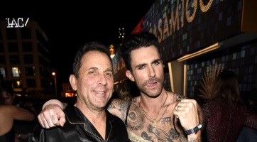 Adam Levine ribinek öltözött Halloweenre
