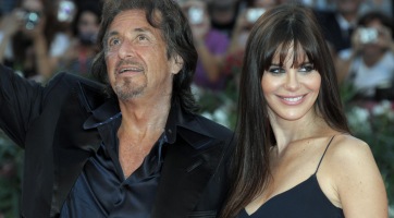 Al Pacino inkább agglegény marad