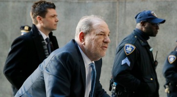 Alaposan megviselte a pereskedés Harvey Weinsteint