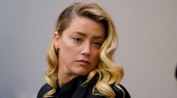 Amber Heard bevallotta, hogy hazudott