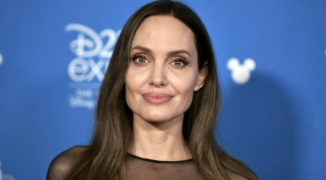 Angelina Jolie egy háborús fotósról forgat filmet