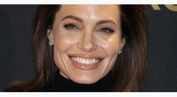 Angelina Jolie már 40 kiló sincs?