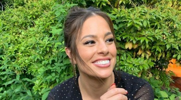 Ashley Graham súlyokkal edz terhesen is!