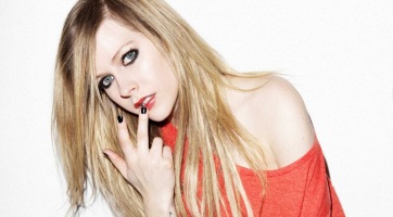 Avril Lavigne 30 éves lett!