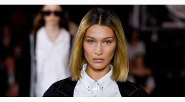 Bella Hadid furcsa szerelésben indult vásárolni