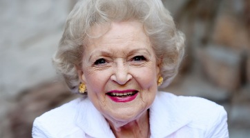 Betty White betöltötte a 99. életévét!
