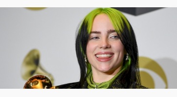 Billie Eilish nagy bejelentést tett