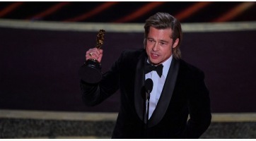 Brad Pitt mindenkit meglepett az Oscar-gálán!