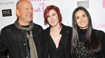 Bruce Willis hamarosan nagypapa lesz