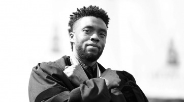 Chadwick Boseman egy éve hősként hunyt el!