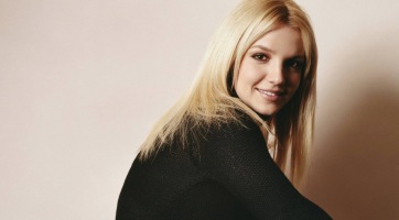 Cicit villantott Britney Spears