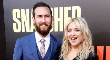 Cuki videón Kate Hudson kislánya és férje!