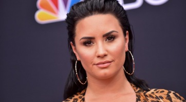 Demi Lovato már 13 évesen ópiátokat szedett
