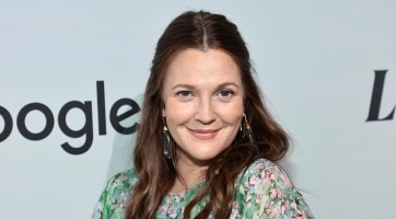 Drew Barrymore évkig bírja szex nélkül