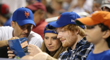 Ed Sheeran eljegyezte kedvesét