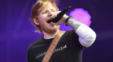 Ed Sheeran vámpírként tér vissza a zenei iparba
