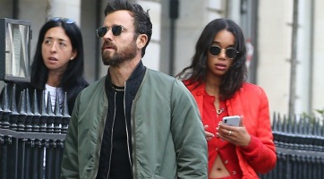Egy 19 évvel fiatalabb nővel randizik Justin Theroux