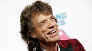 Egy 52 évvel fiatalabb nővel jár Mick Jagger