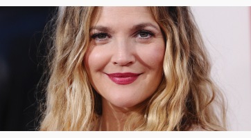 Egyre sikeresebb borgazda Drew Barrymore