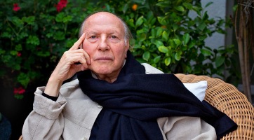 Elhunyt Kertész Imre