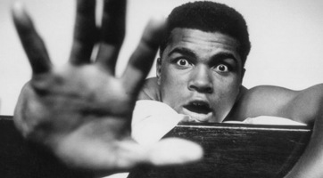 Elhunyt Mohamed Ali boxlegenda!