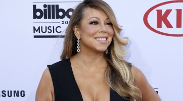 Eljegyezte párja Mariah Carey-t