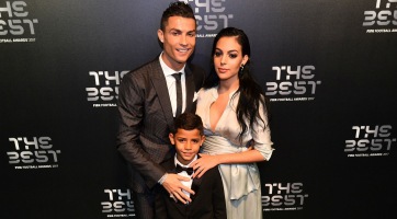 Eljegyezte párját Cristiano Ronaldo