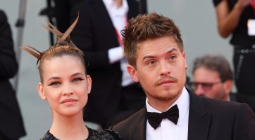 Eljegyezték Palvin Barbarát