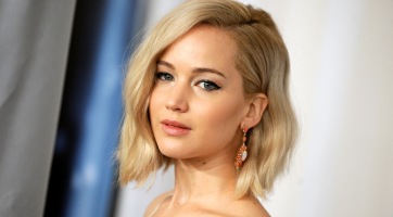 Eljegyezték Jennifer Lawrence-t?
