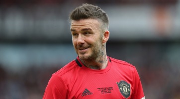 Elképesztő kockahasat villantott David Beckham