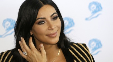 Élő adásban szülné meg gyermekét Kim Kardashian