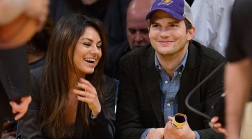 Első képek Ashton Kutcher és Mila Kunis babájáról