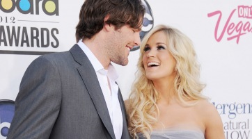 Eltörte a csuklóját Carrie Underwood