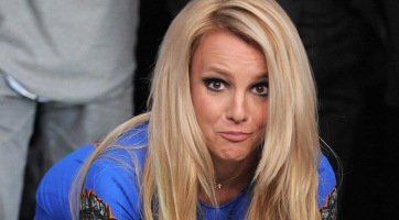 Eltörte táncosa orrát Britney Spears