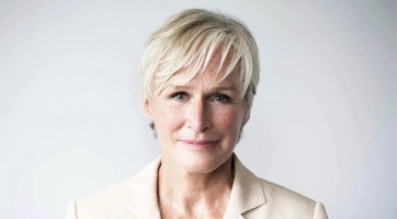 Félelmetes: Glenn Close beöltözött Joe Bidennek
