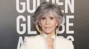 Fiatalabb pasit akar Jane Fonda