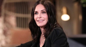 Furcsa nosztalgiába kezdett Courteney Cox