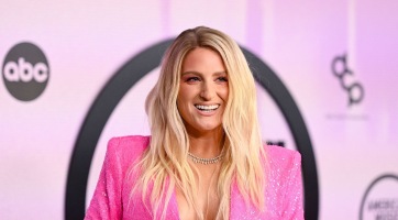 Gólyahír: Meghan Trainor második babájával terhes