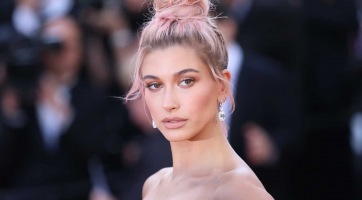 Hailey Bieber hamarosan babázni fog