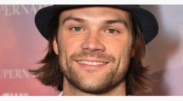 Harmadik gyermekét várja Jared Padalecki és felesége