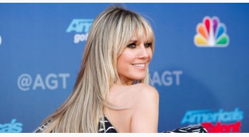 Heidi Klum meztelen fotóval ünnepli a szerelmét