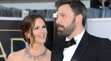 Hivatalos: elválik Ben Affleck és Jennifer Garner